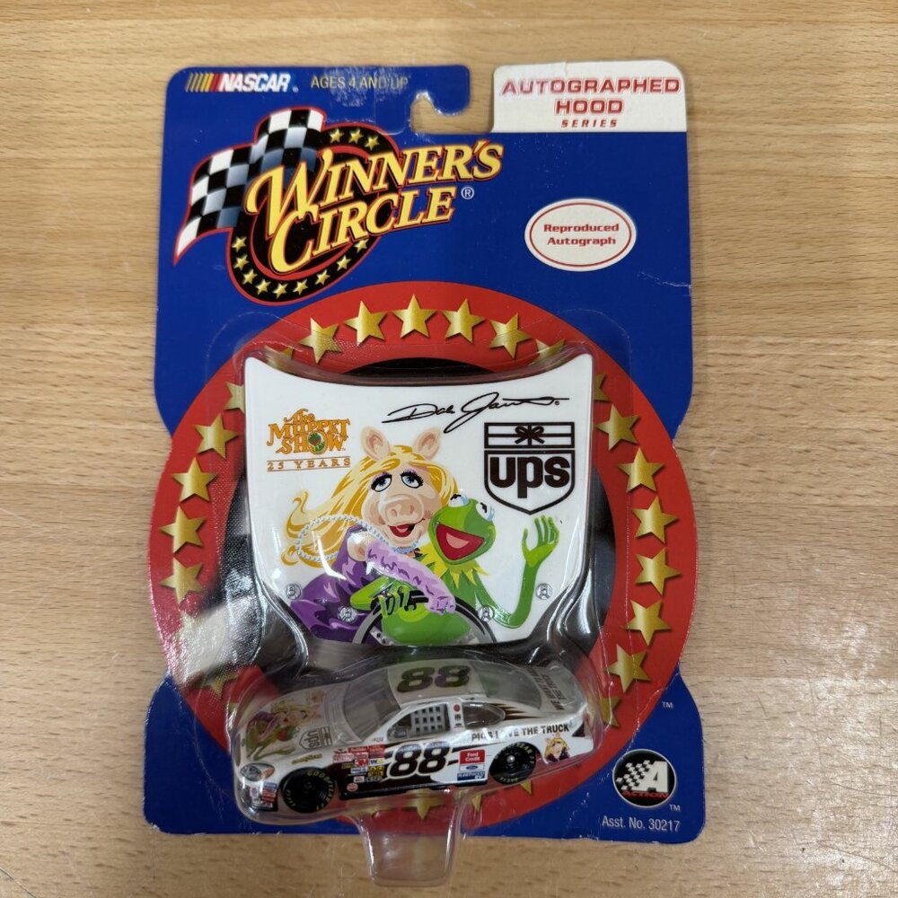 Winner's Circle Dale Jarrett #88 The Muppet Show Autograph Hood Series 1:64